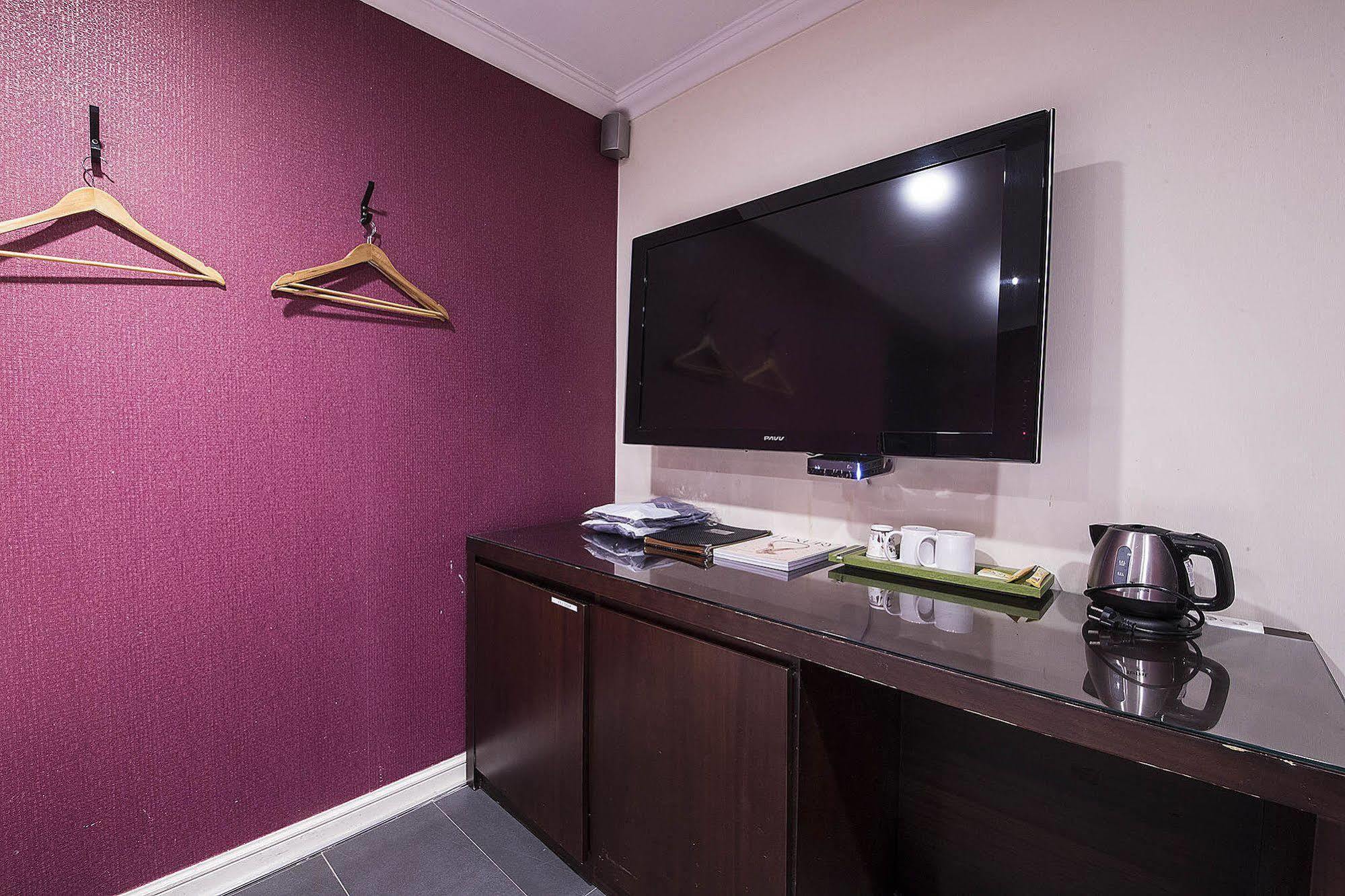 Mate Hotel Seoul Gimpo Экстерьер фото